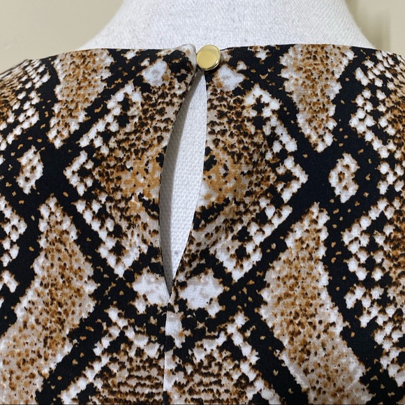 NWOT Calvin Klein || Woman’s Pleated-Neck sleeves animal print blouse Size M - Picture 4 of 8